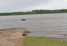 DVA DANA SE VODILA KAO NESTALA, PA PRONAĐENA ŽIVA POD VODOM U AUTU: Ribari pronašli potopljen džip u jezeru, pa ostali u šoku