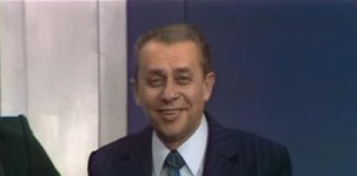 ZBOG NJEGOVIH REČI O SRBIJI TRPIMO I ĆERKA I JA! Čkaljin sin morao da BATALI GLUMU, a evo čime se bavi: Sva vrata su nam ZATVORENA