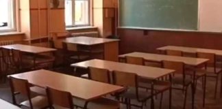 JURIMO GLUPE PETICE, UMESTO DA U DECI RAZVIJAMO LJUDSKOST! Najbolji nastavnik sveta Borko Petrović: Puštam im I FILM O MASAKRU!