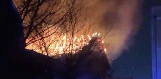 Gori kineski magacin na Ledinama! Buknuo veliki požar – strahuje se da ima povređenih