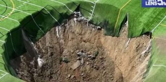 Ogromna rupa progutala fudbalsko igralište u SAD-u (VIDEO)