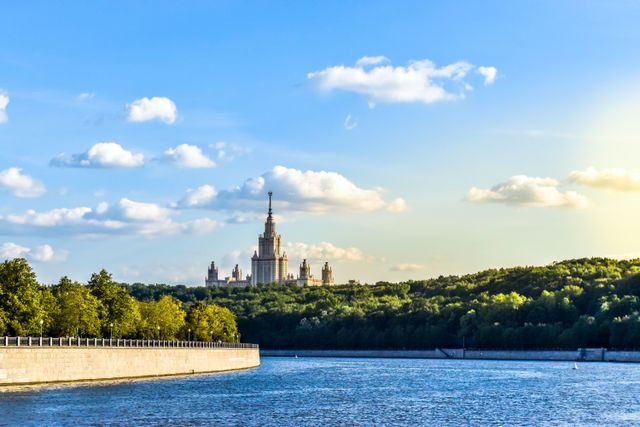 Ruski-biljni-preparati-i-tajna-njihove-sve-veće-popularnosti-moskva-reka-zelenilo
